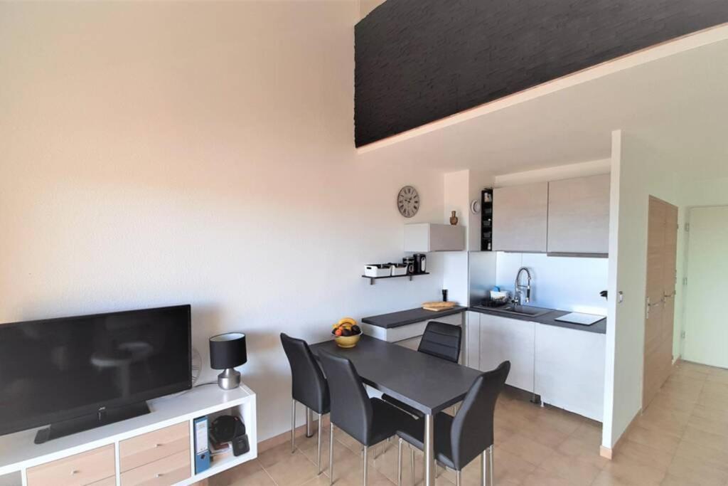 Charmant Appartement Vue Mer A 100M De La Plage. Сент-Егюльф Екстер'єр фото